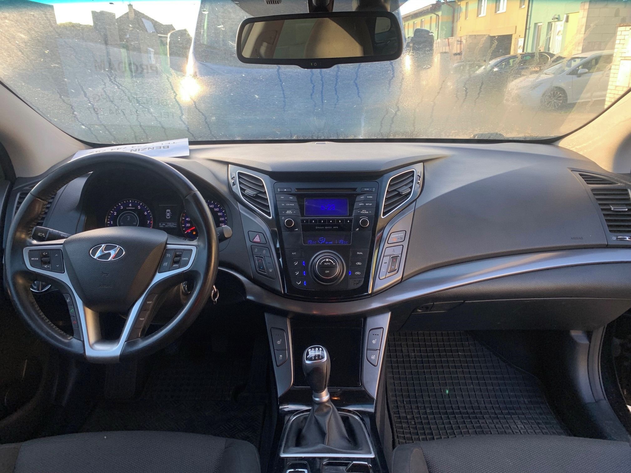 Hyundai i40, Hyundai I40 2.0 GDI benzín+LPG - fotka 5