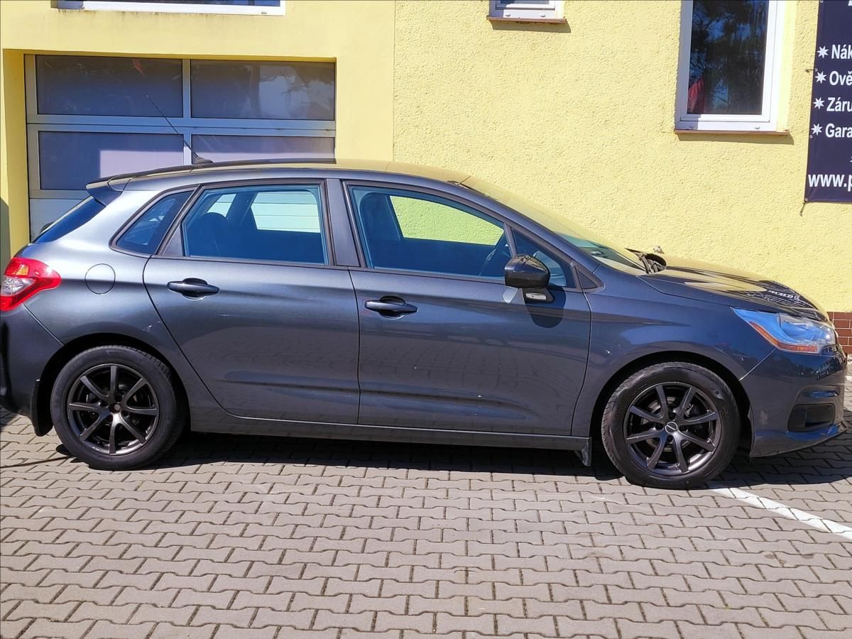 Citroën C4, 1,4 Furio 95k CZ*SERV.KNÍŽKA - fotka 6