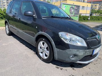 Roomster Scaut 1,2Tsi Navi Pan