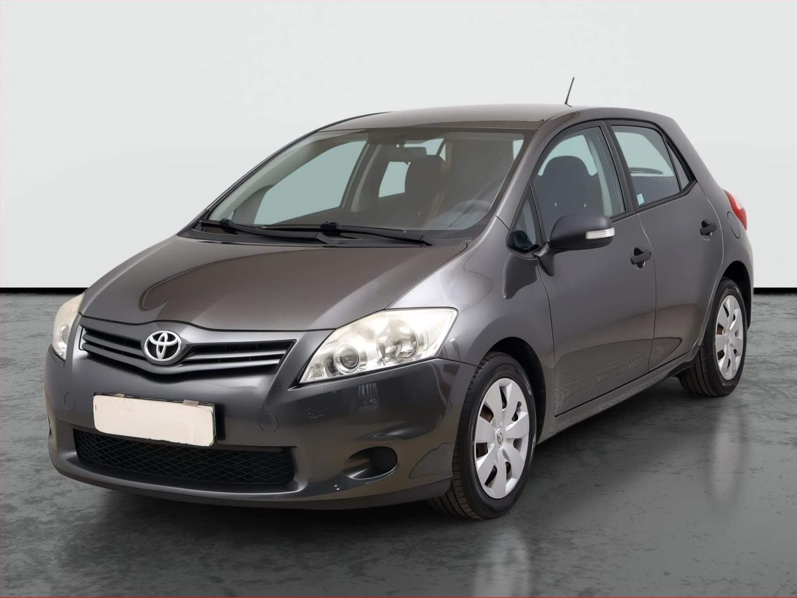Toyota Auris, 1.6 Valvematic, ČR,1.maj - fotka 2