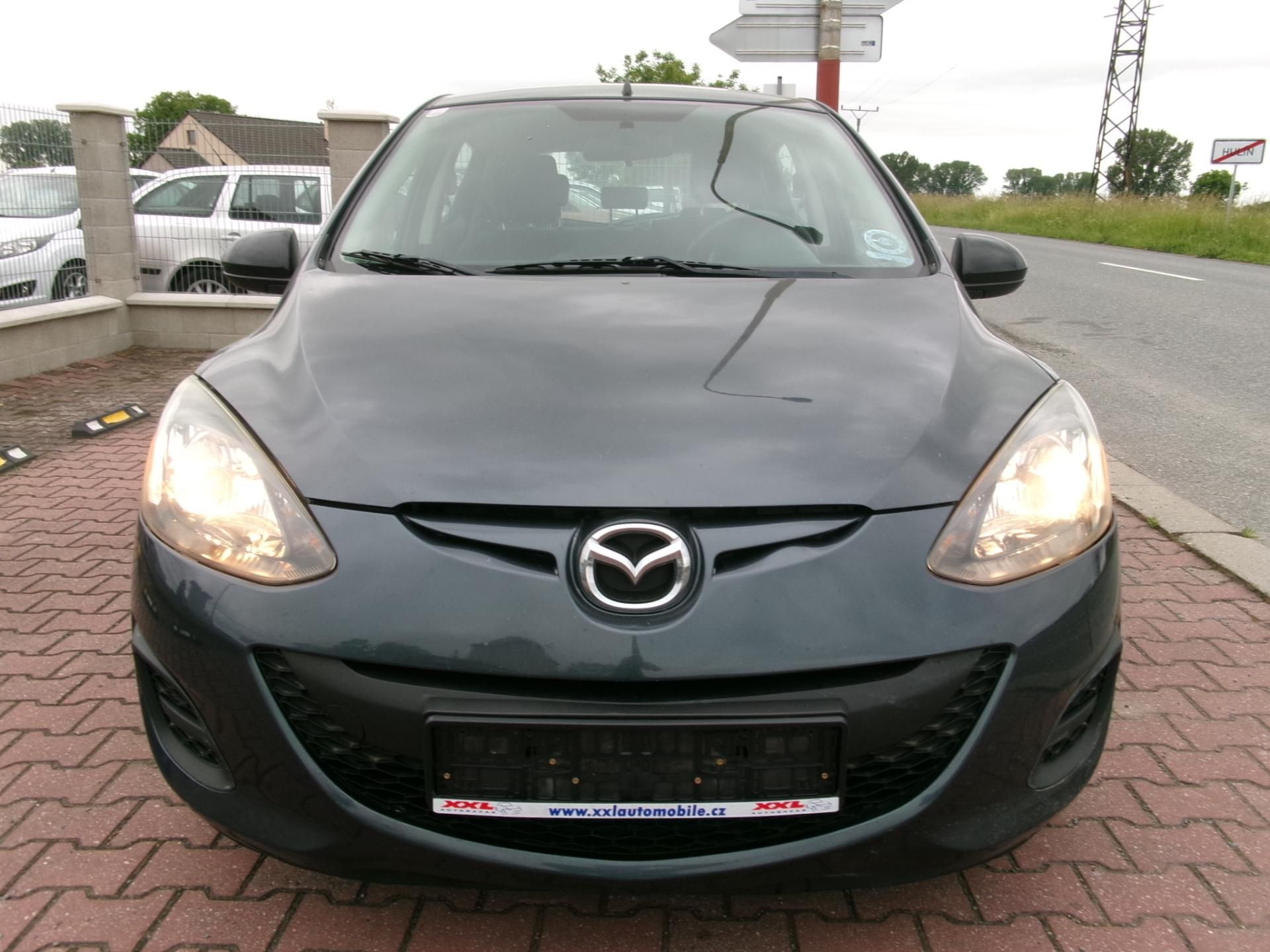 Mazda 2, 1,3i KLIMA 1.MAJ - fotka 3