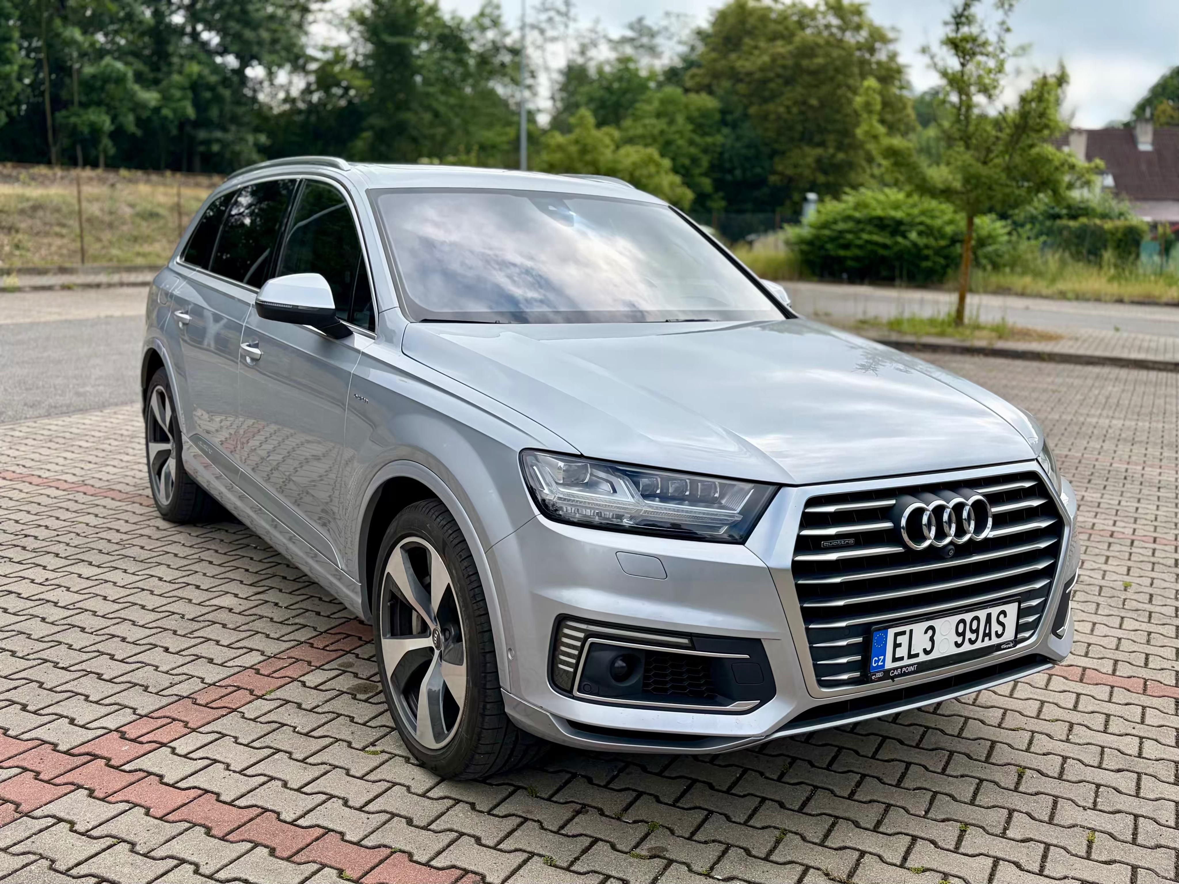 Audi Q7, S line, B&O, Matrix, tažné - fotka 5