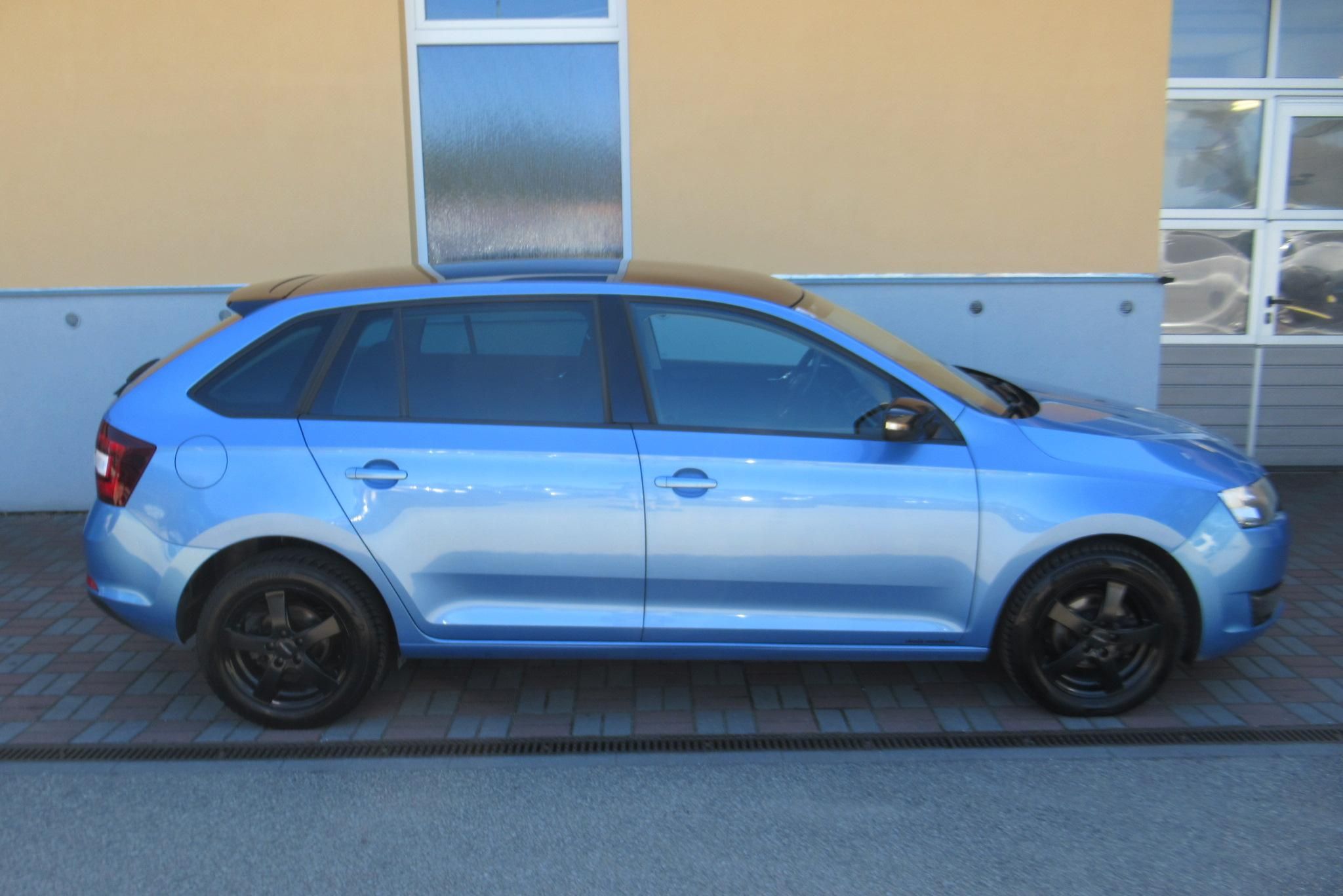 Škoda Rapid, 1.4TDI AUT.KLIMA PANORAM TAŽNÉ - fotka 3