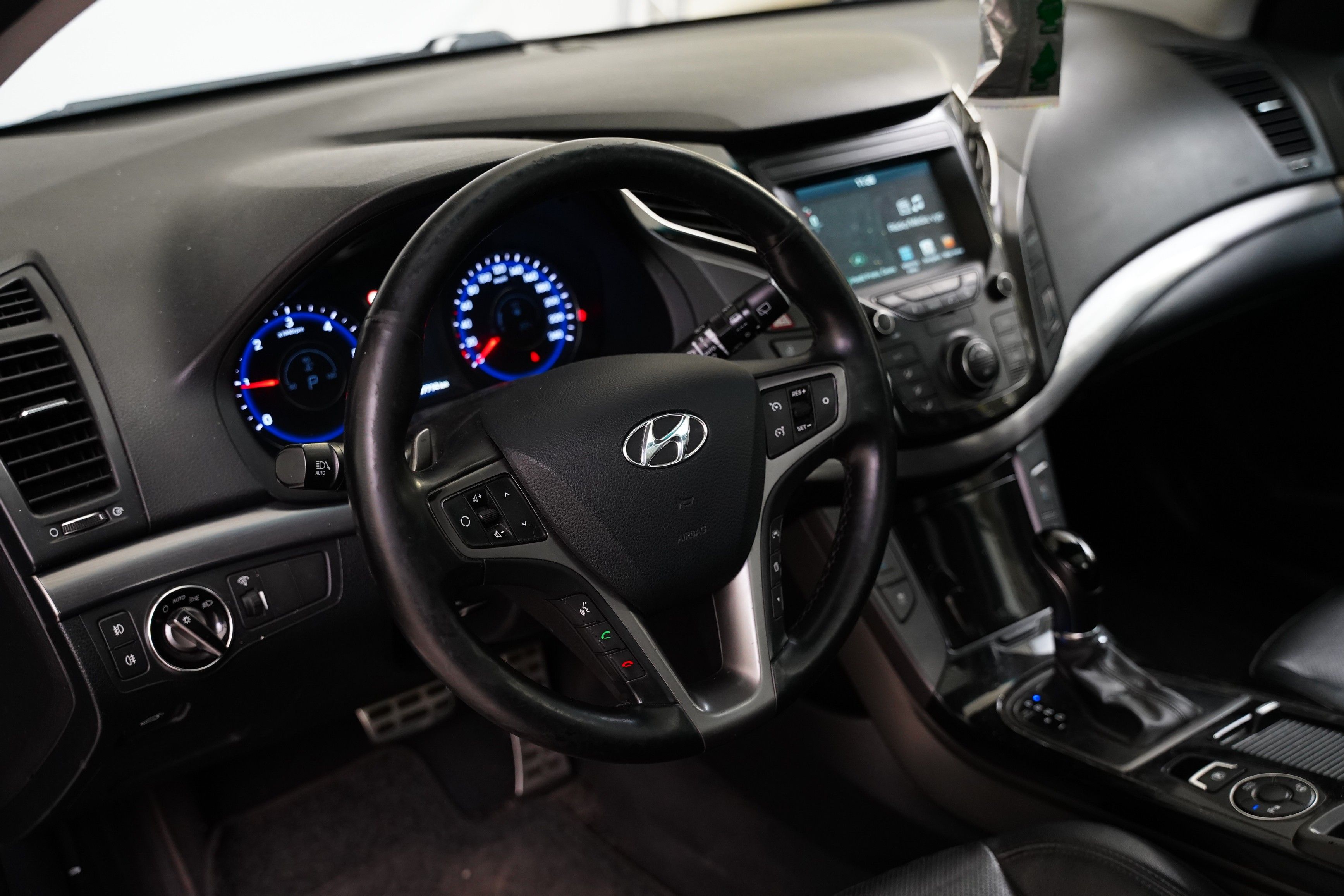 Hyundai i40, 1.7 CRDI 104 kW - fotka 5