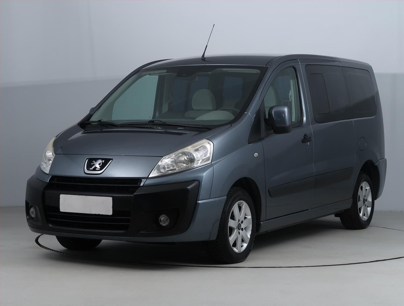 Peugeot Expert, 2.0 HDi, Bus, 8Míst, Klima - fotka 2