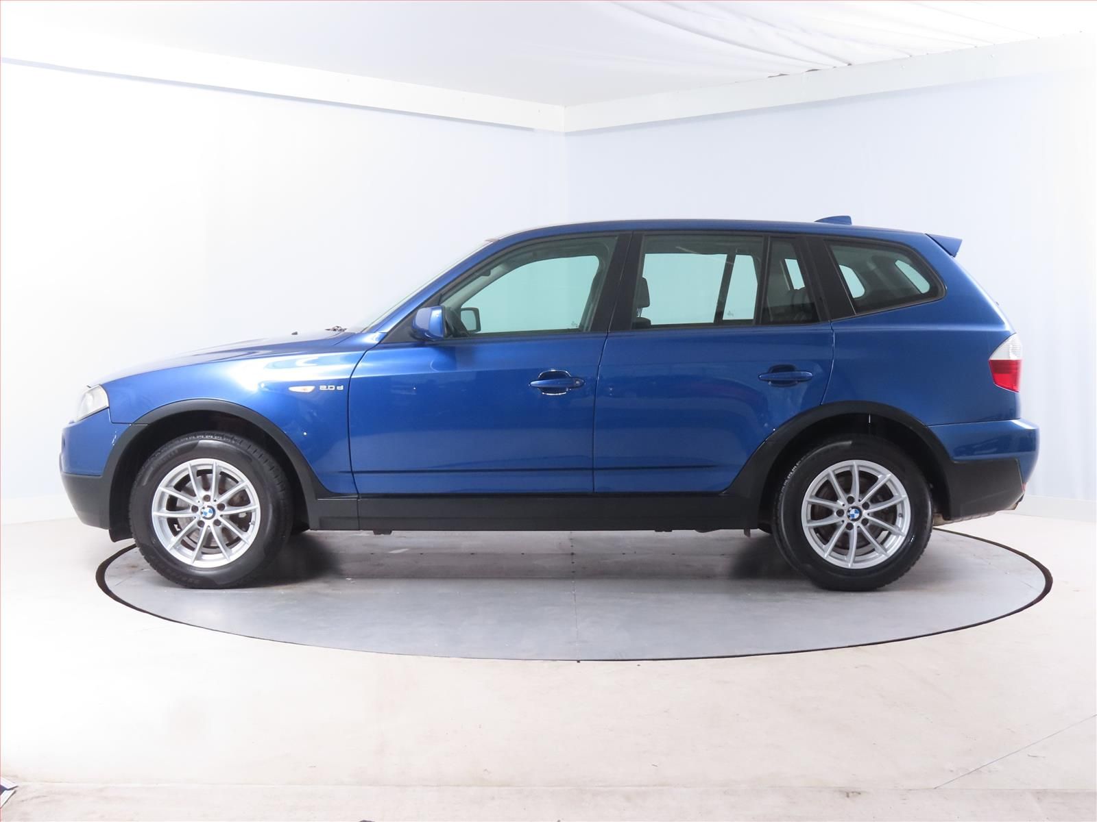 BMW X3, 2.0d, 4X4, Automatická klima - fotka 3