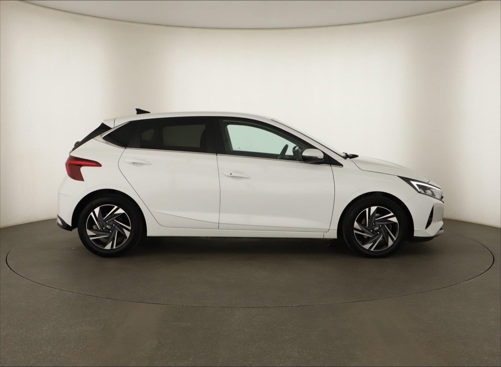 Hyundai i20, 1.0 T-GDI, Style, Automat, ČR - fotka 6