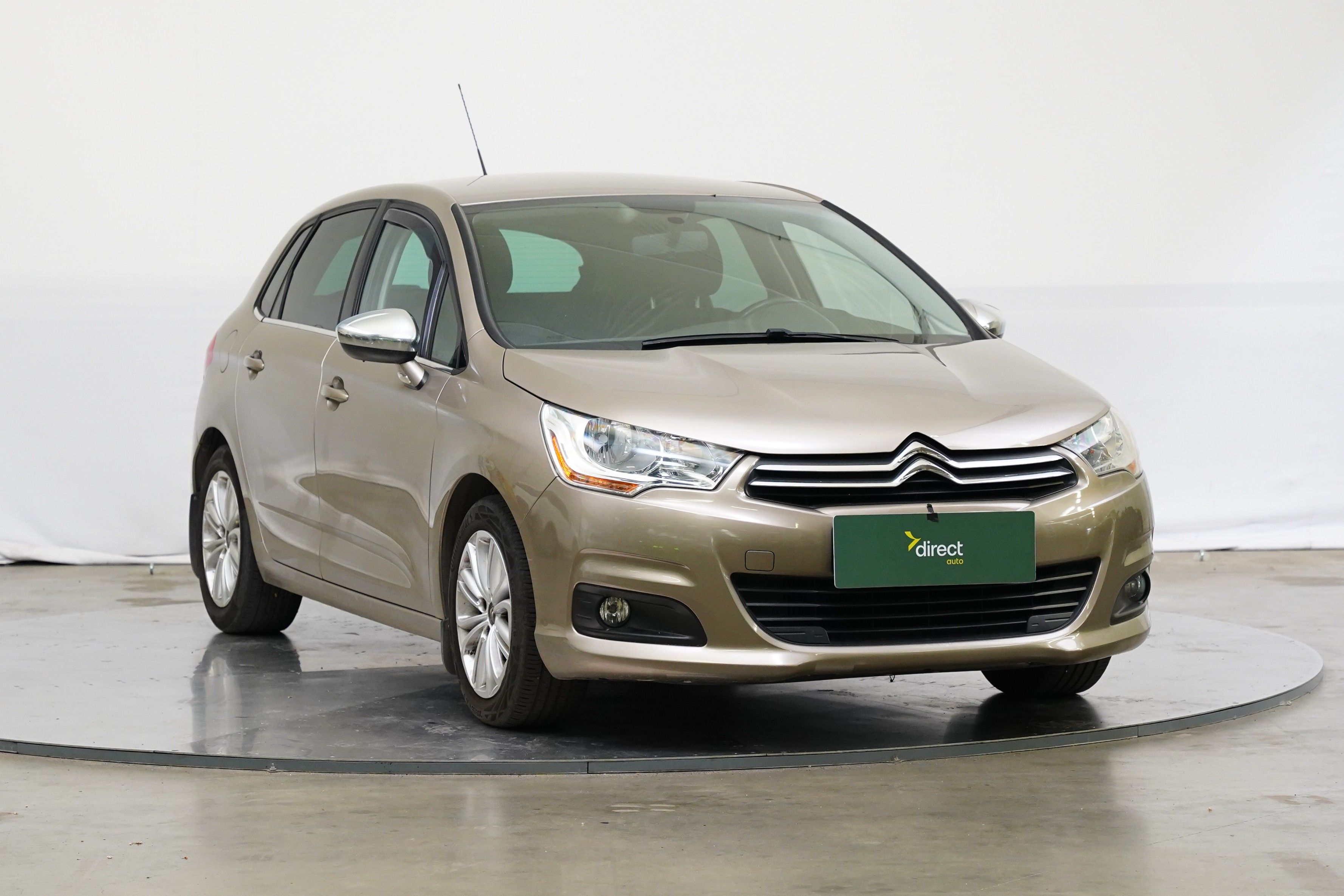 Citroën C4, 1.6 HDI 68 kW - fotka 3