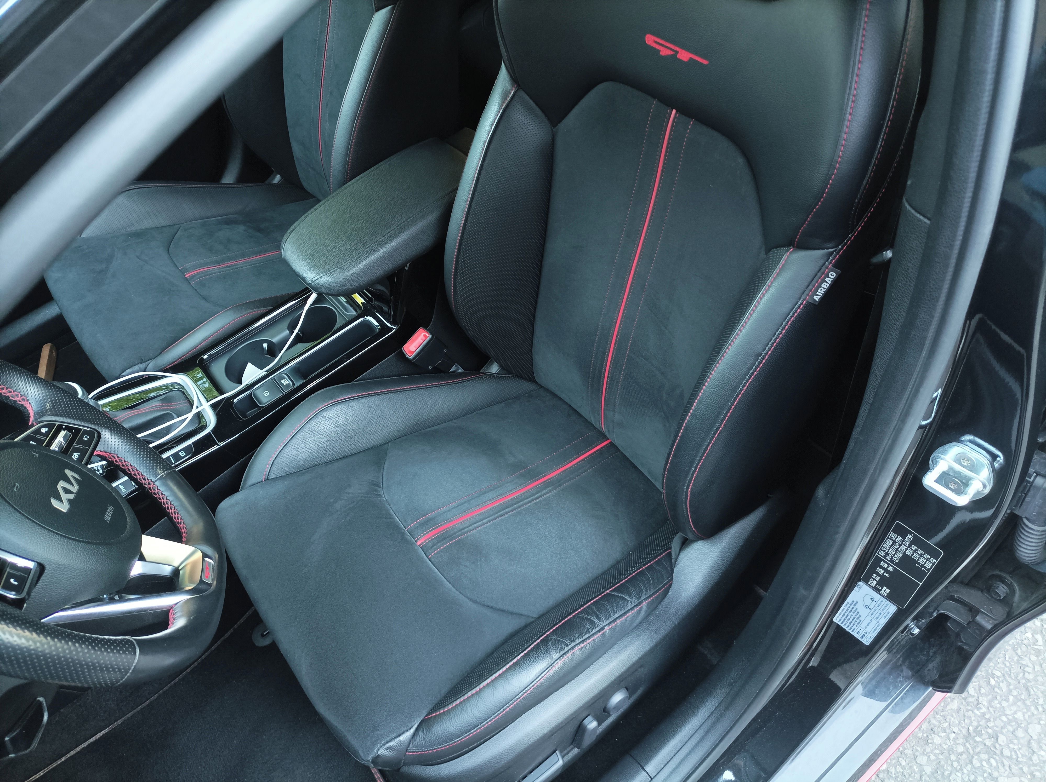 Kia ProCeed, Kia Pro Ceed GT - fotka 5