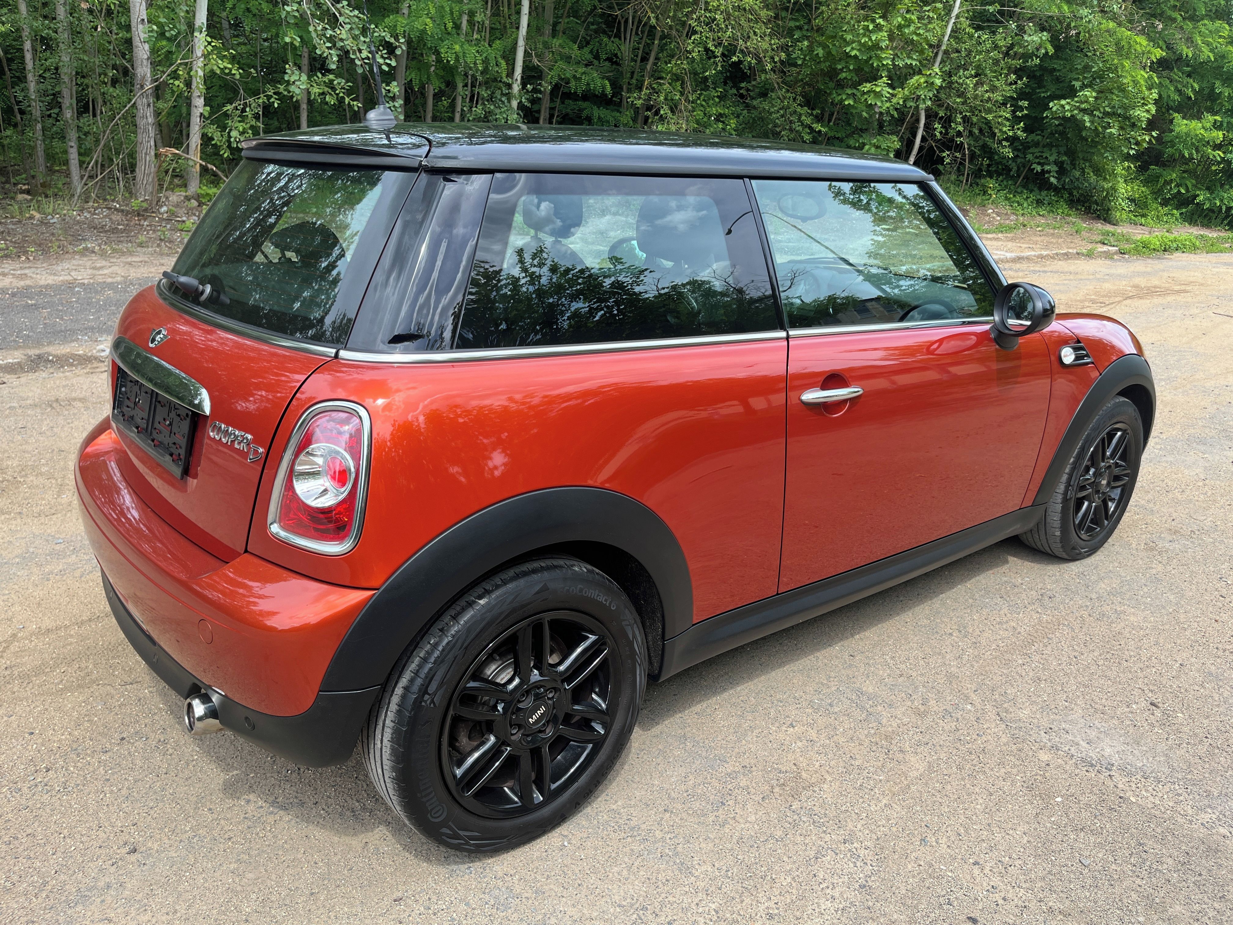 Mini Cooper, 1.6D 82kw 1.maj 119.000km alu - fotka 6