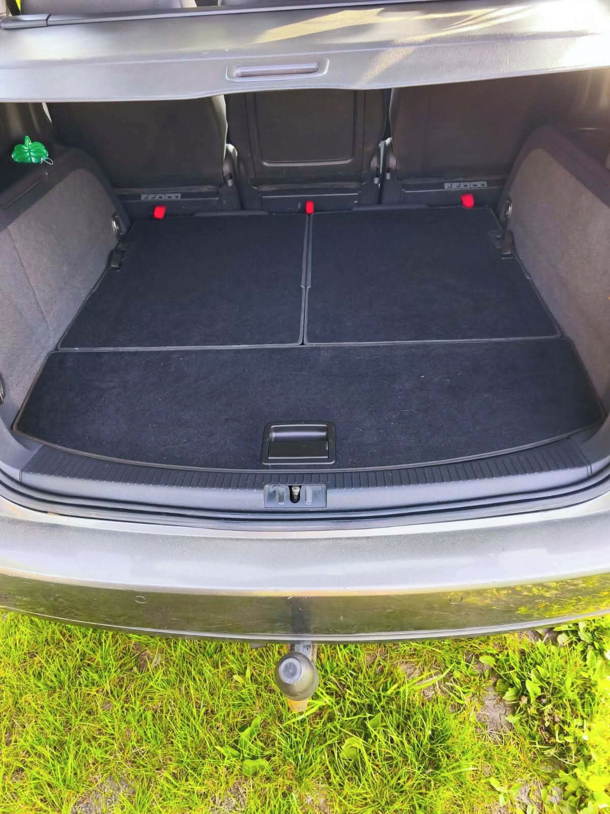Volkswagen Touran - fotka 6