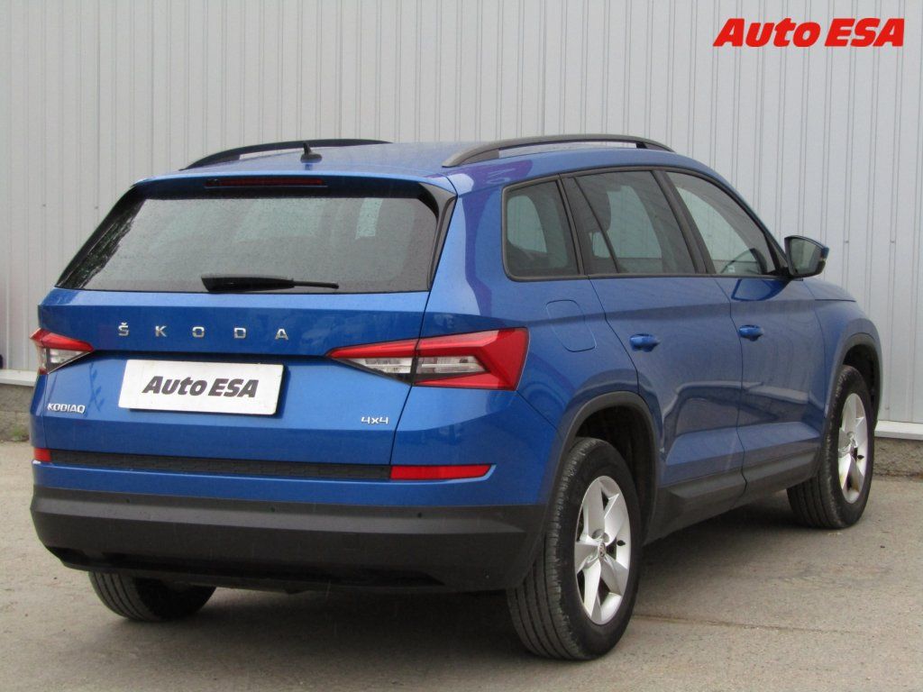 Škoda Kodiaq, 2.0TDi 4x4,ČR,Ambition - fotka 4