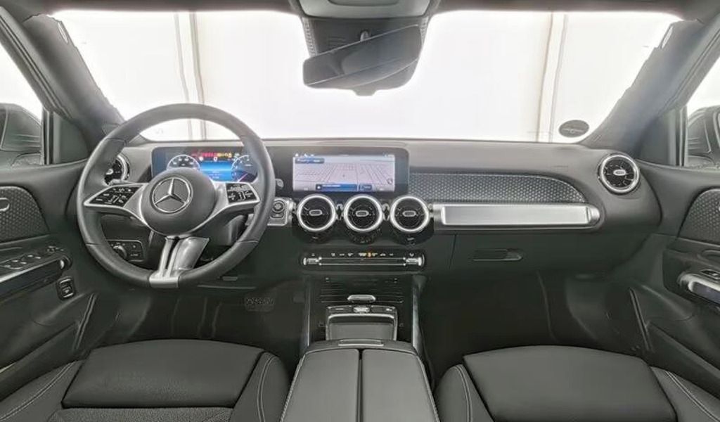 Mercedes-Benz GLB, 250 4M*360°*Distronic - fotka 6