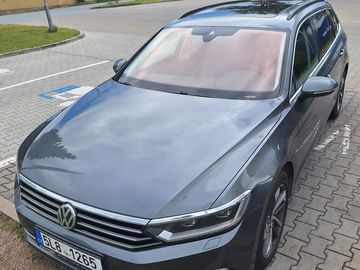 VW Passat Highline 2,0 TDI