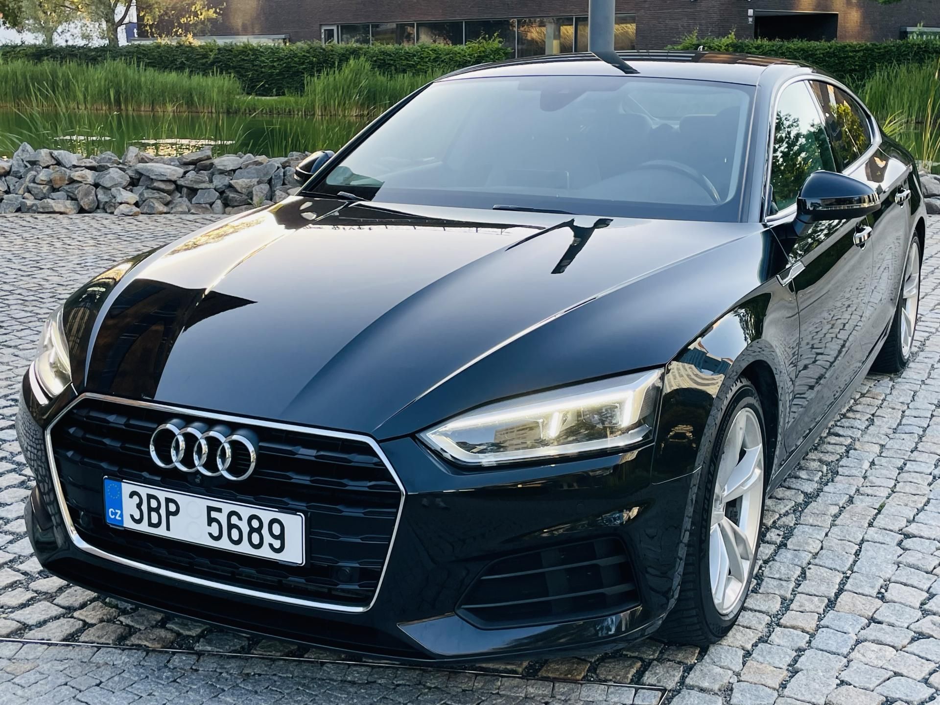 Audi A5, 2.0i 140KW AUT KAMERY SERVISKA - fotka 3