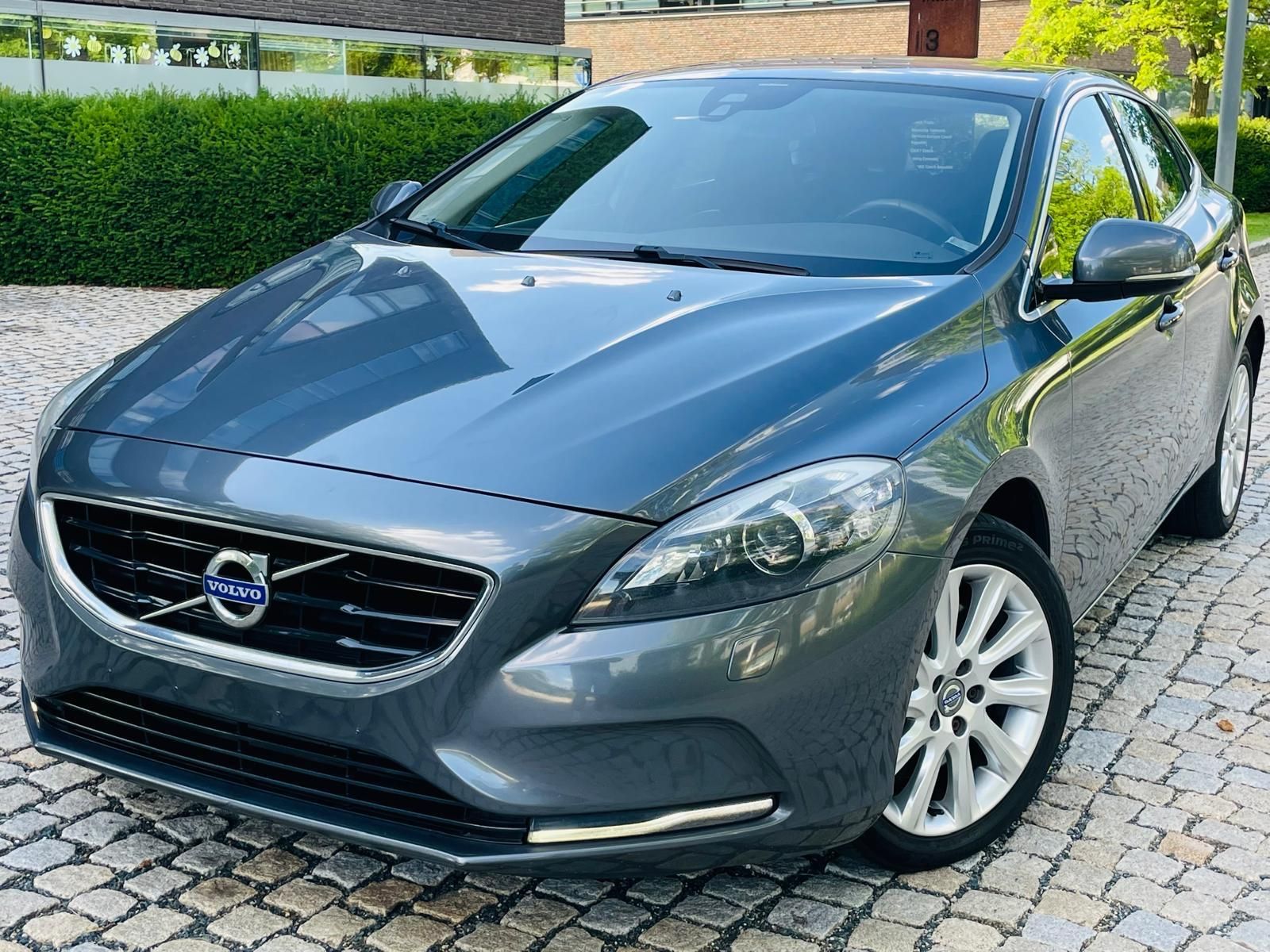 Volvo V40, 2.0D3 5VÁLEC MANUÁL SERVISKA