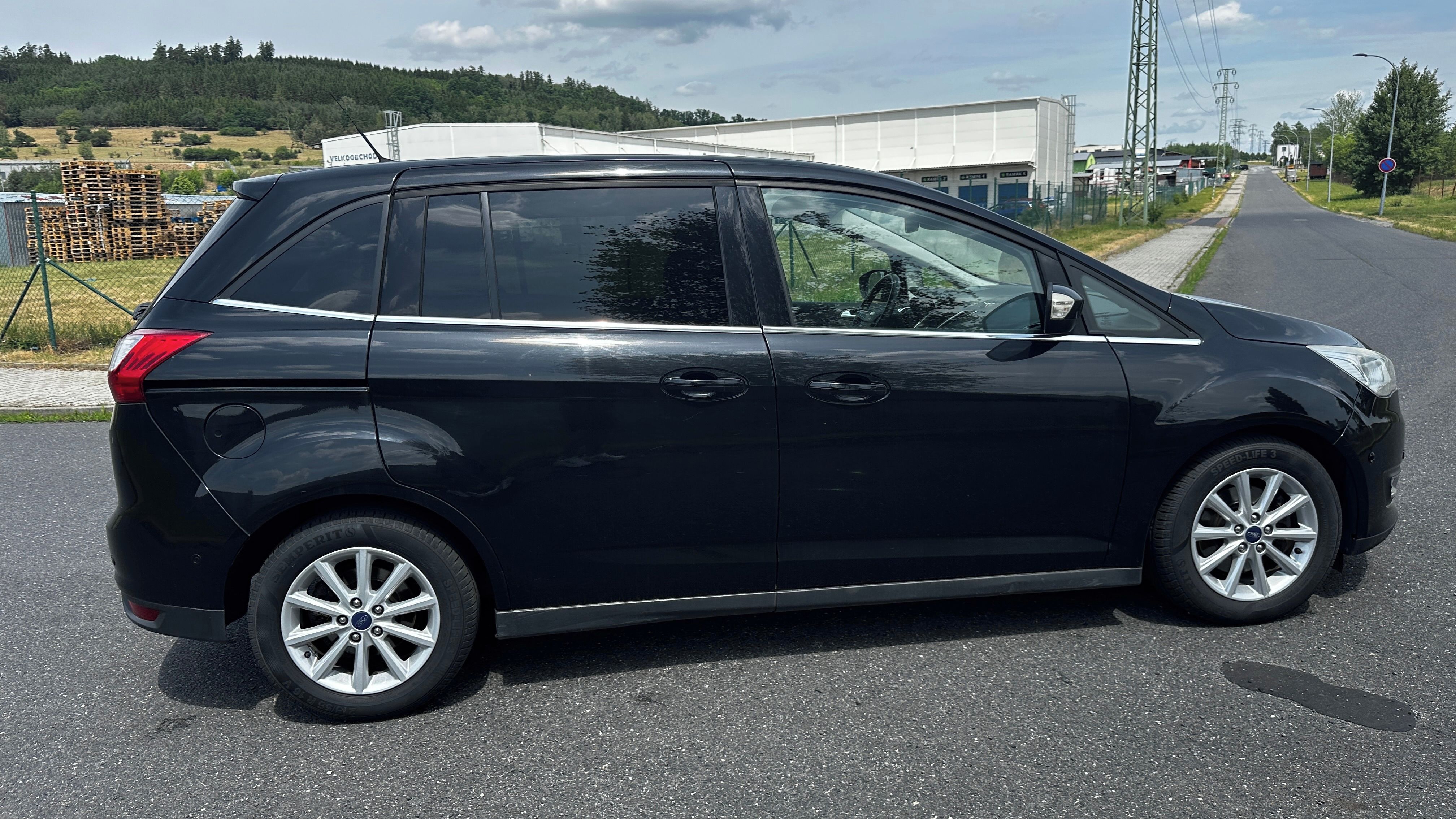 Ford Grand C-MAX, 1.5 - fotka 6