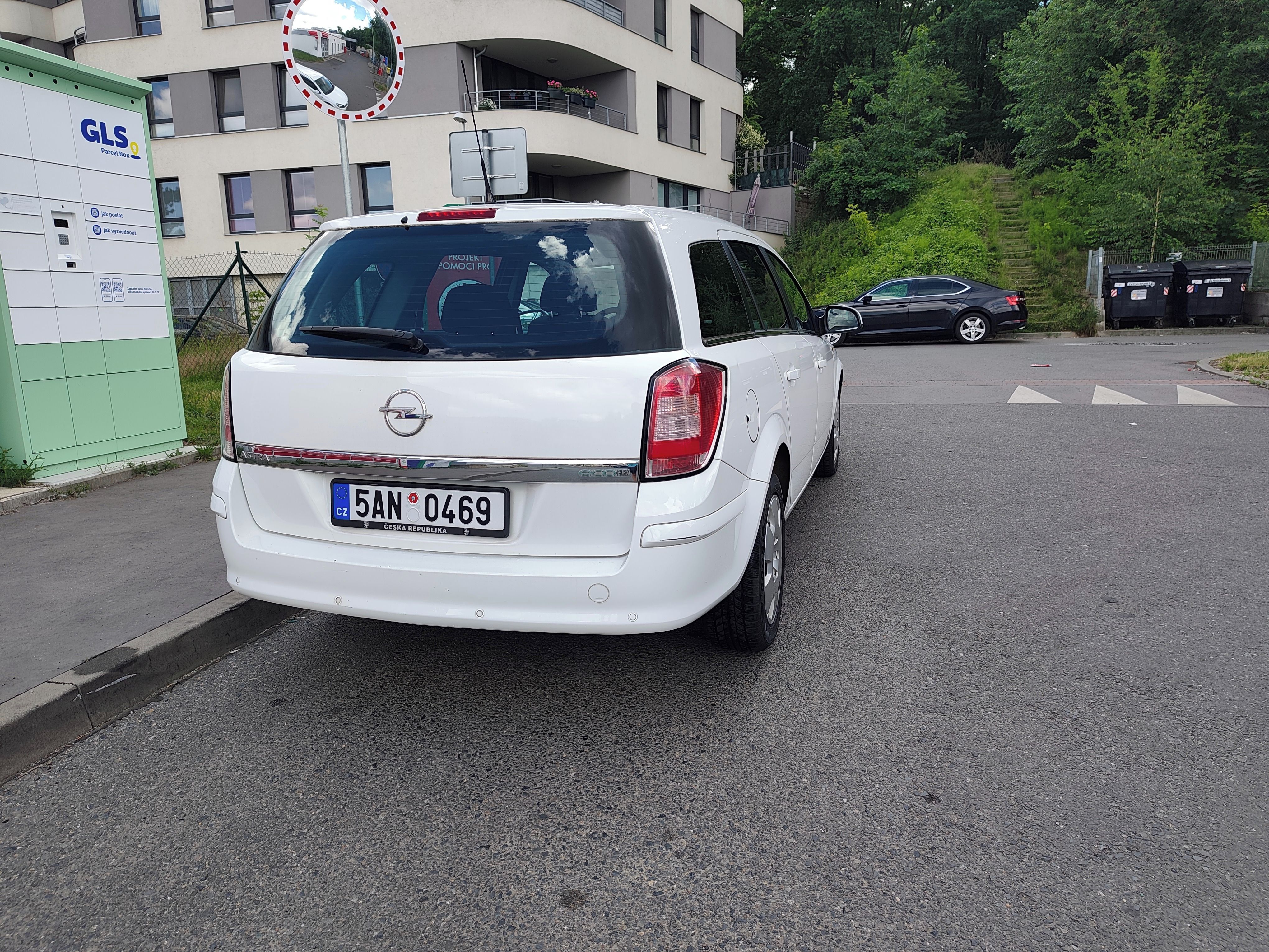 Opel Astra, 1,7 CDTI CARAVAN - fotka 6