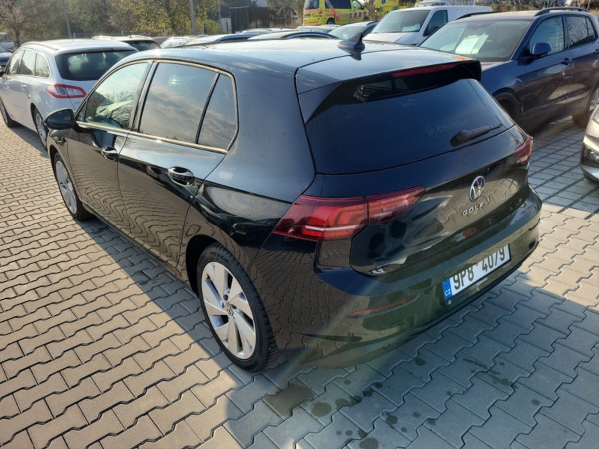 Volkswagen Golf, 1,5 TSi 110kW Life - fotka 4