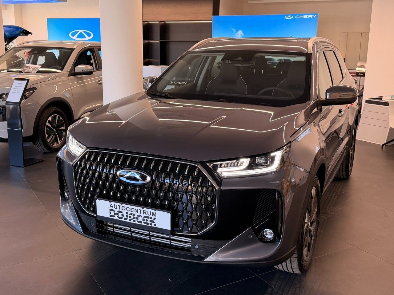 Chery Tiggo 7, Unique - 1,6 T GDI 4x4 - sklad