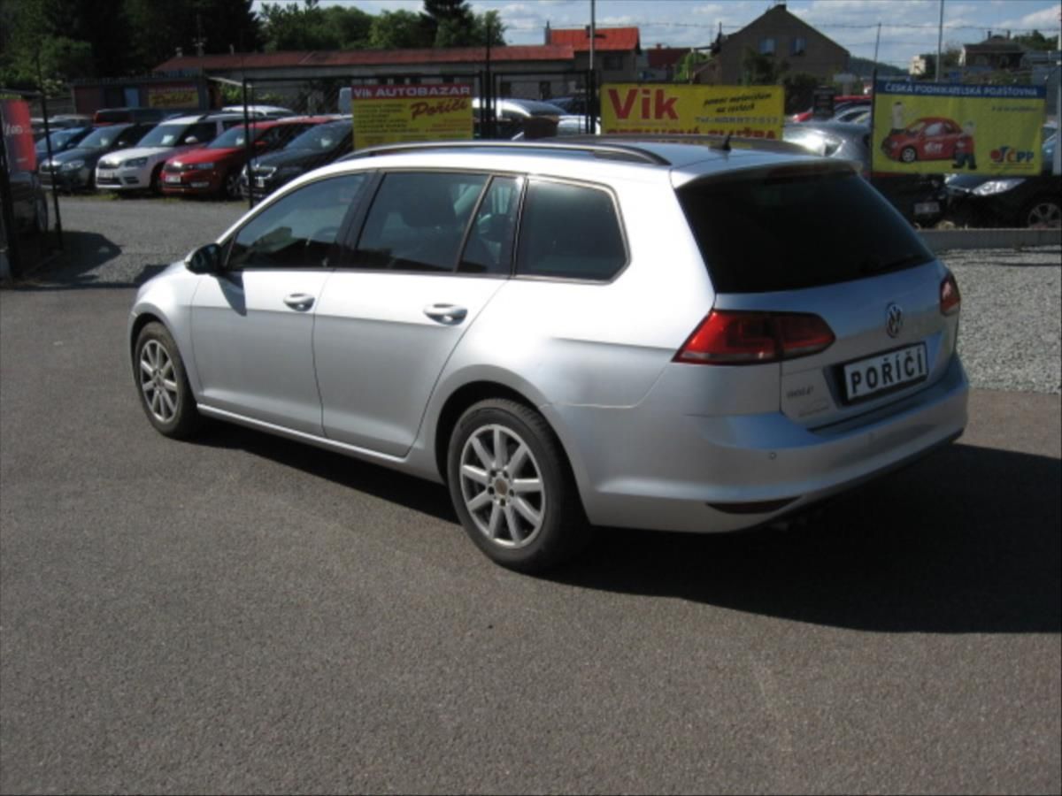 Volkswagen Golf, 2,0 TDi 110 kW - fotka 6