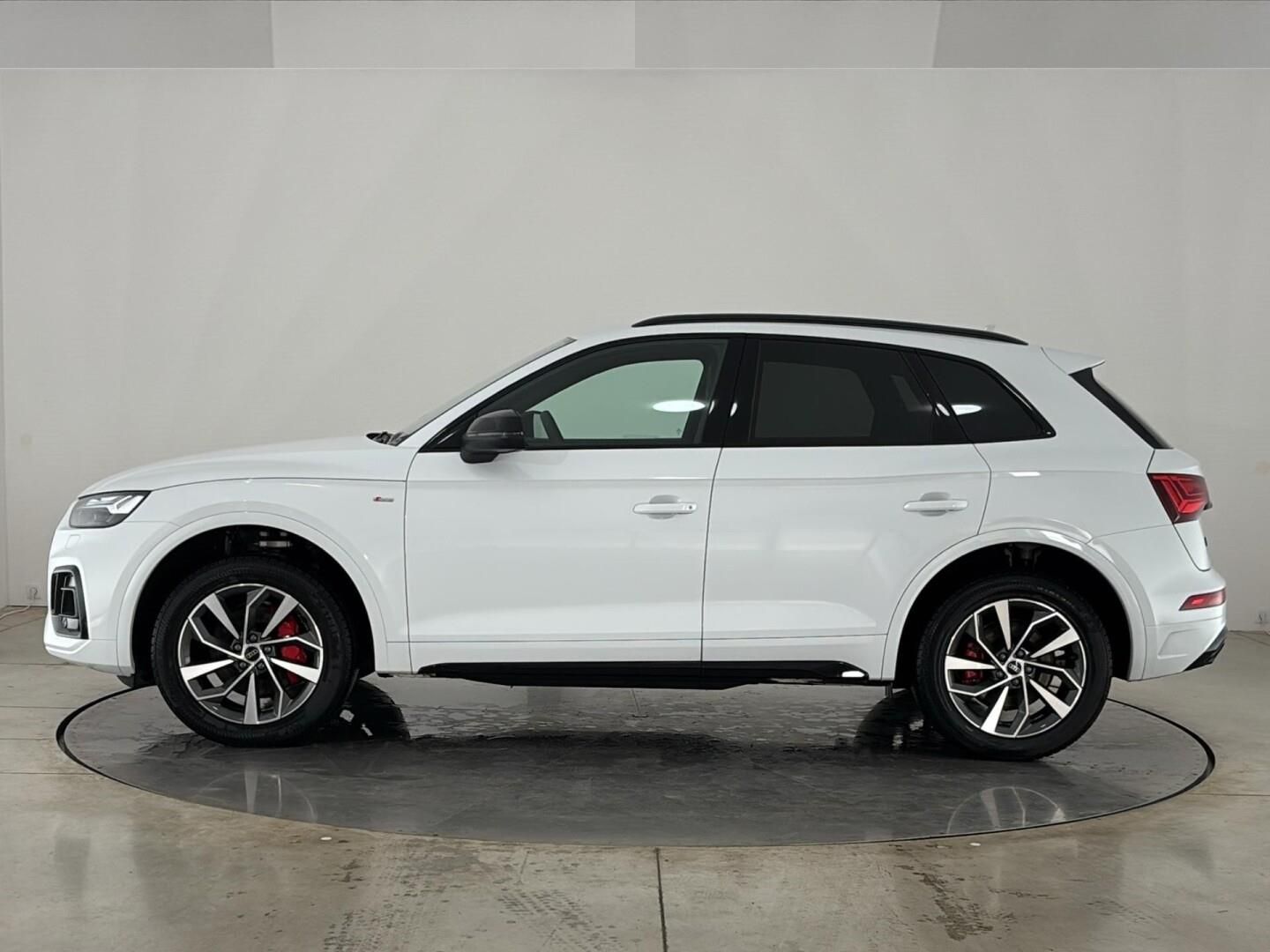 Audi Q5, 2.0 TDI / 150 kW quattro S-Lin - fotka 3