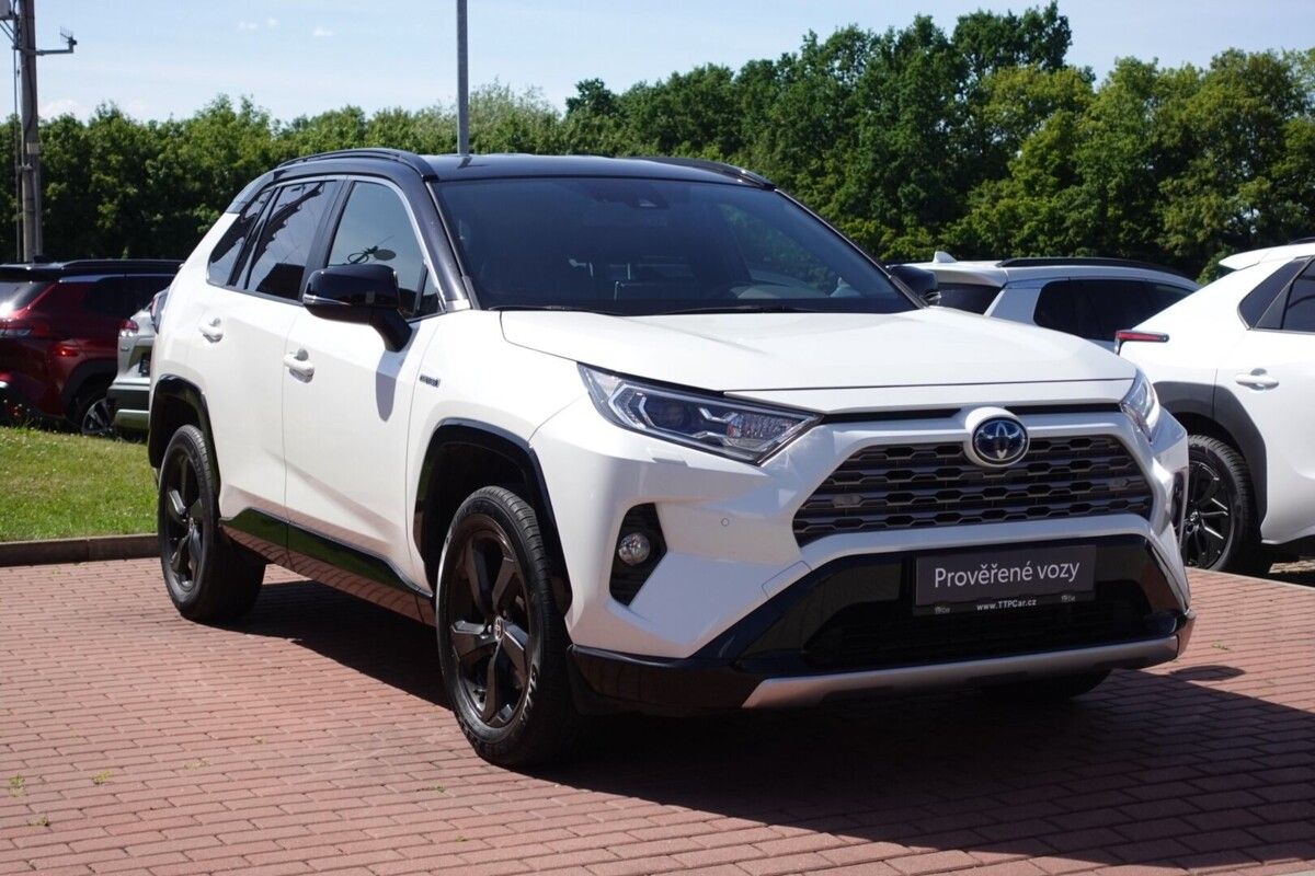 Toyota Rav4, 2,5HSD Selection 4x4 - fotka 3