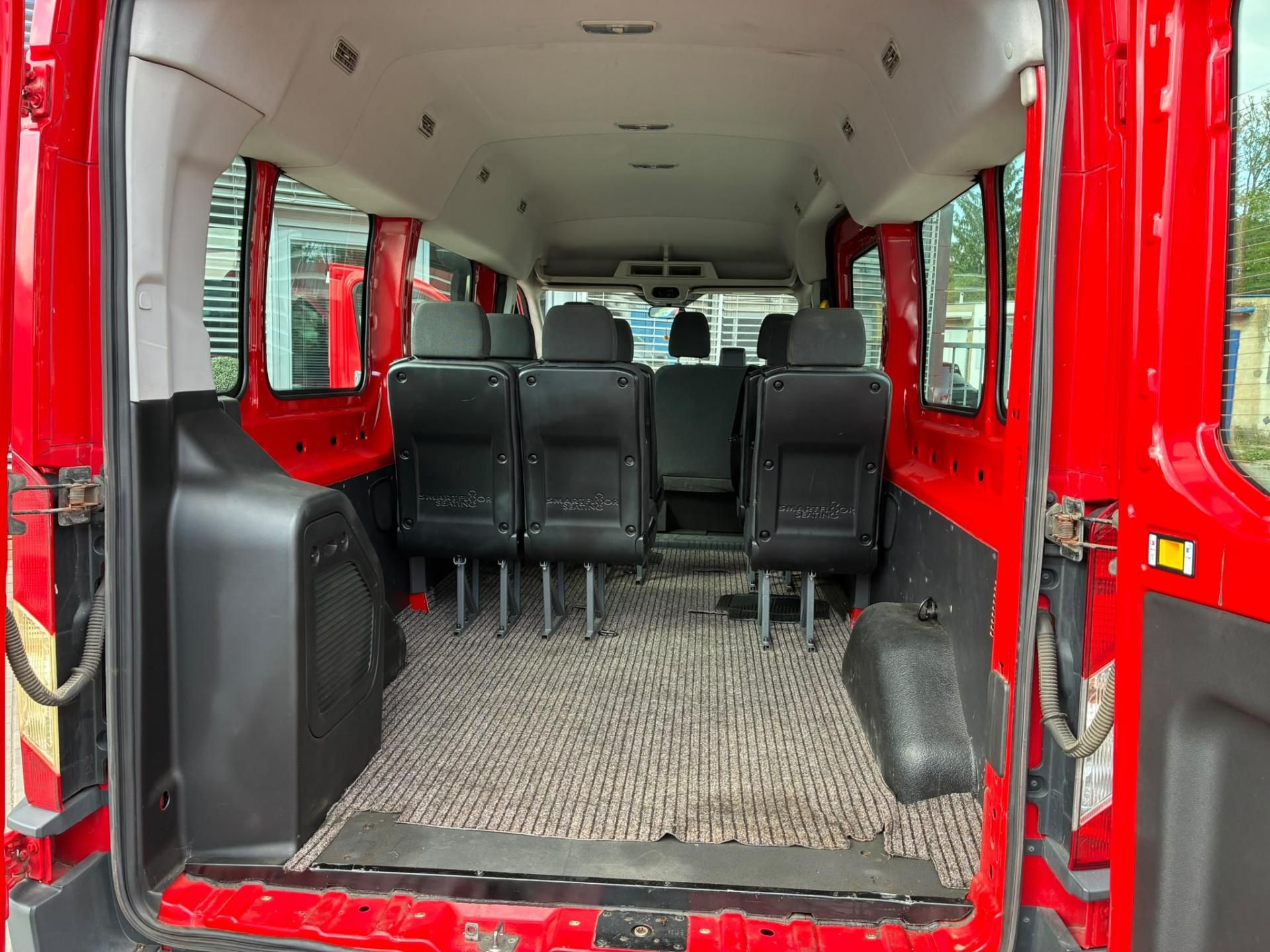 Ford Transit, 2.2TDCi, 74KW, 9 MÍST - fotka 5
