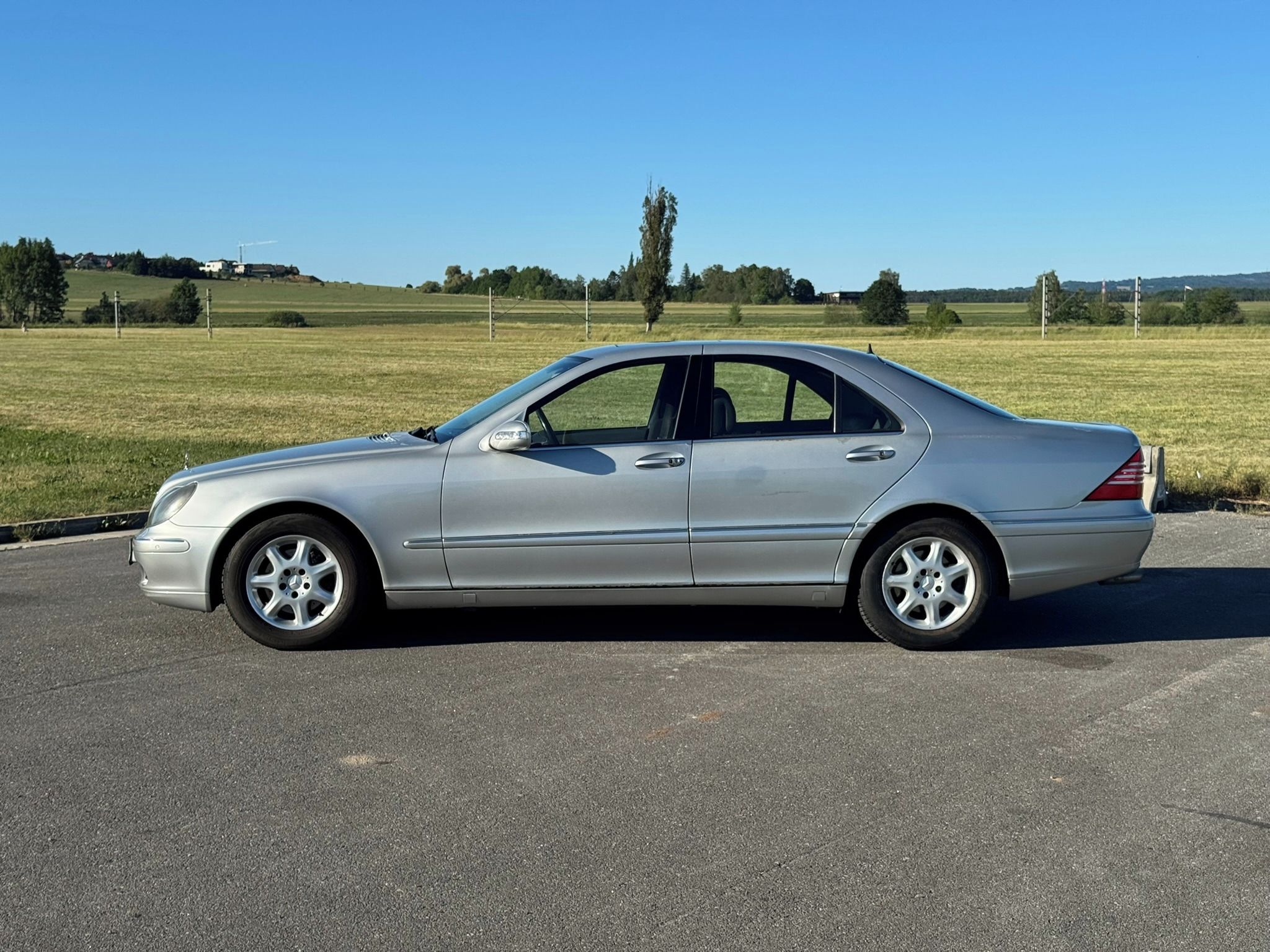Mercedes-Benz Třídy S, Mercedes S350 4Matic nebourané - fotka 2