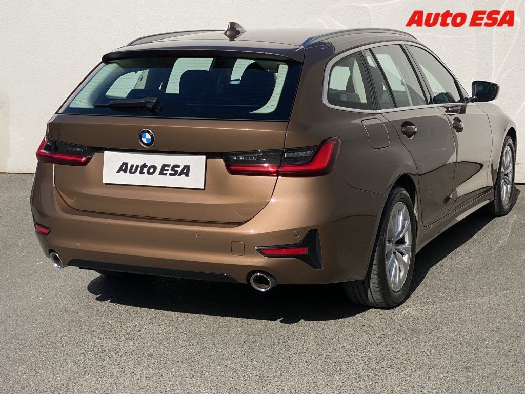 BMW Řada 3, 2.0 D 320d,Sport Line - fotka 4