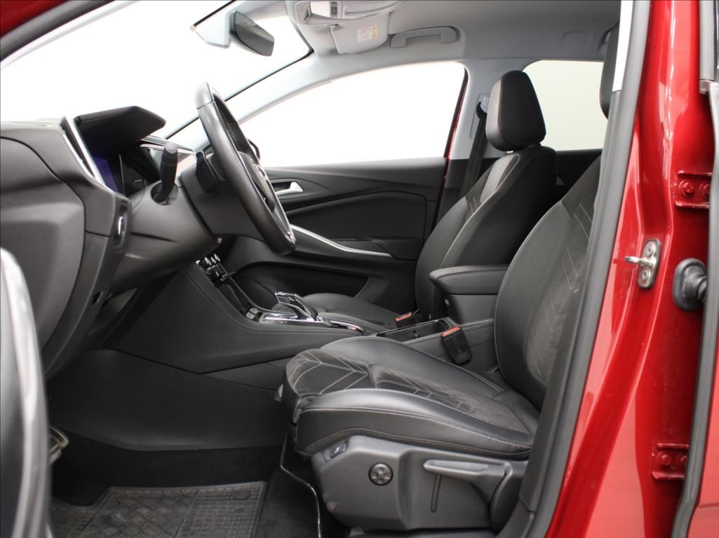 Opel Grandland, 1,6 PHEV 165kW LED Matrix ČR - fotka 6