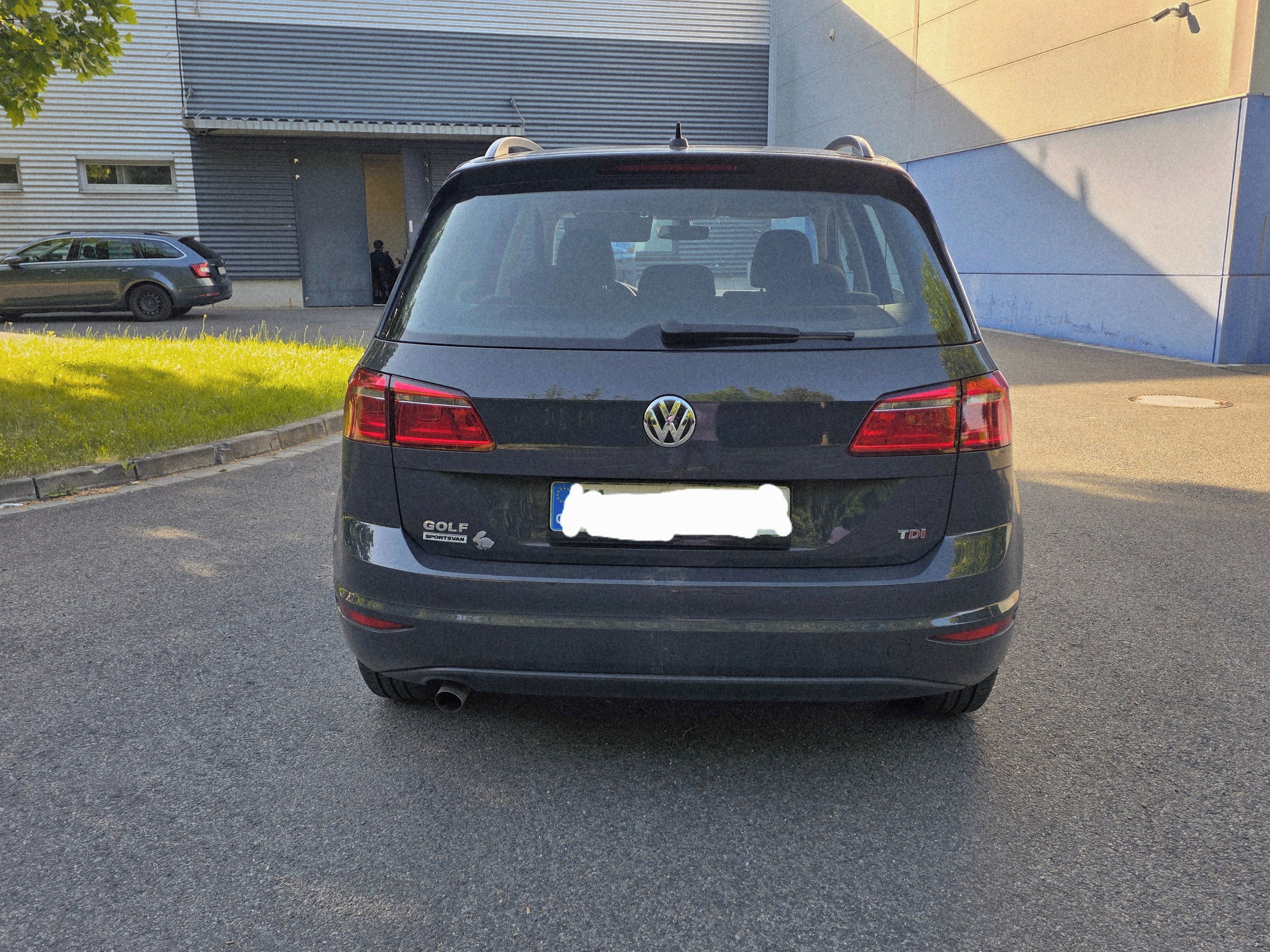 Volkswagen Golf Sportsvan, 1,6tdi 85kw - fotka 4
