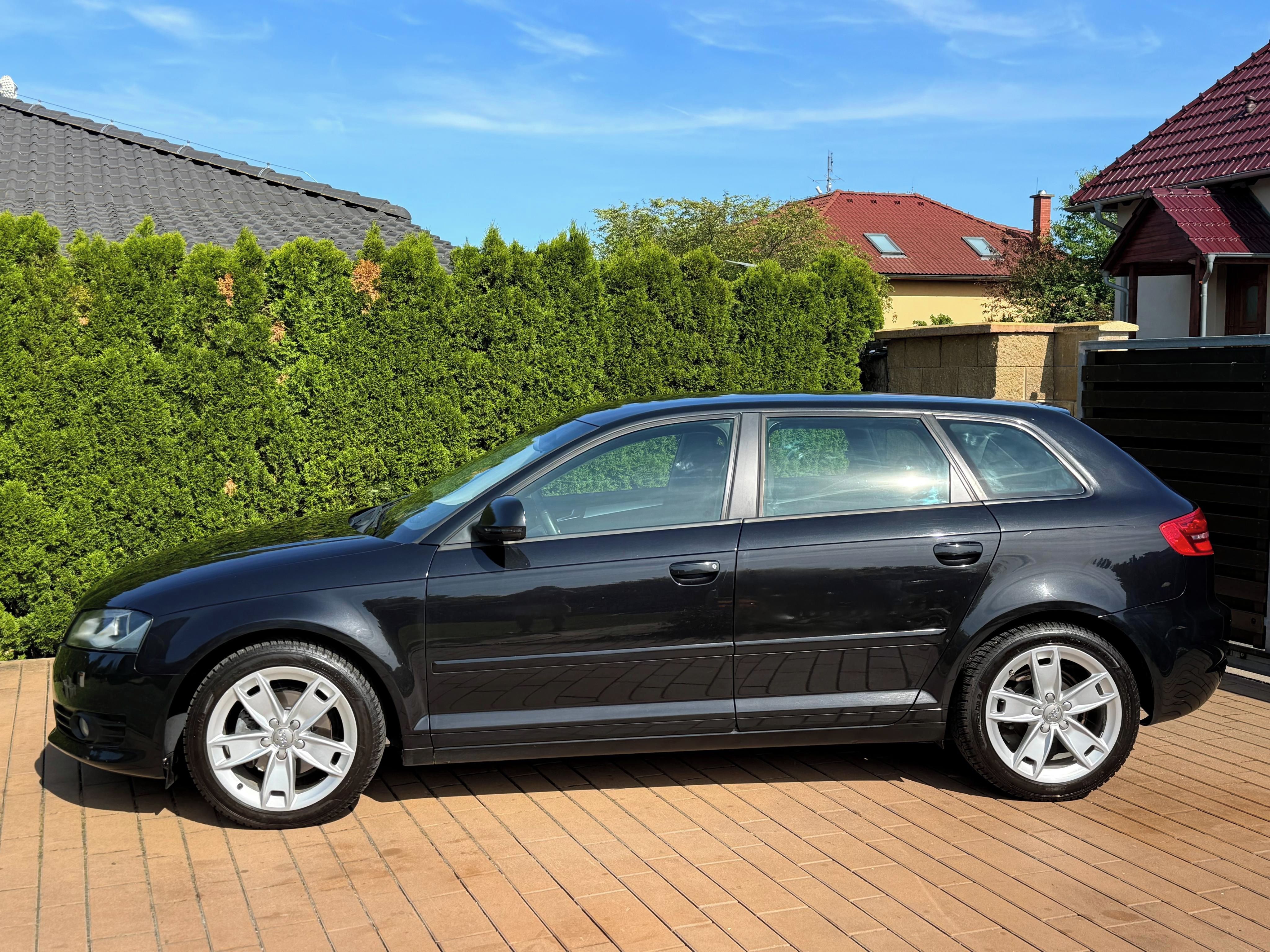 Audi A3, 2.0TDi DSG SPORTBACK Xen 1.Maj - fotka 2