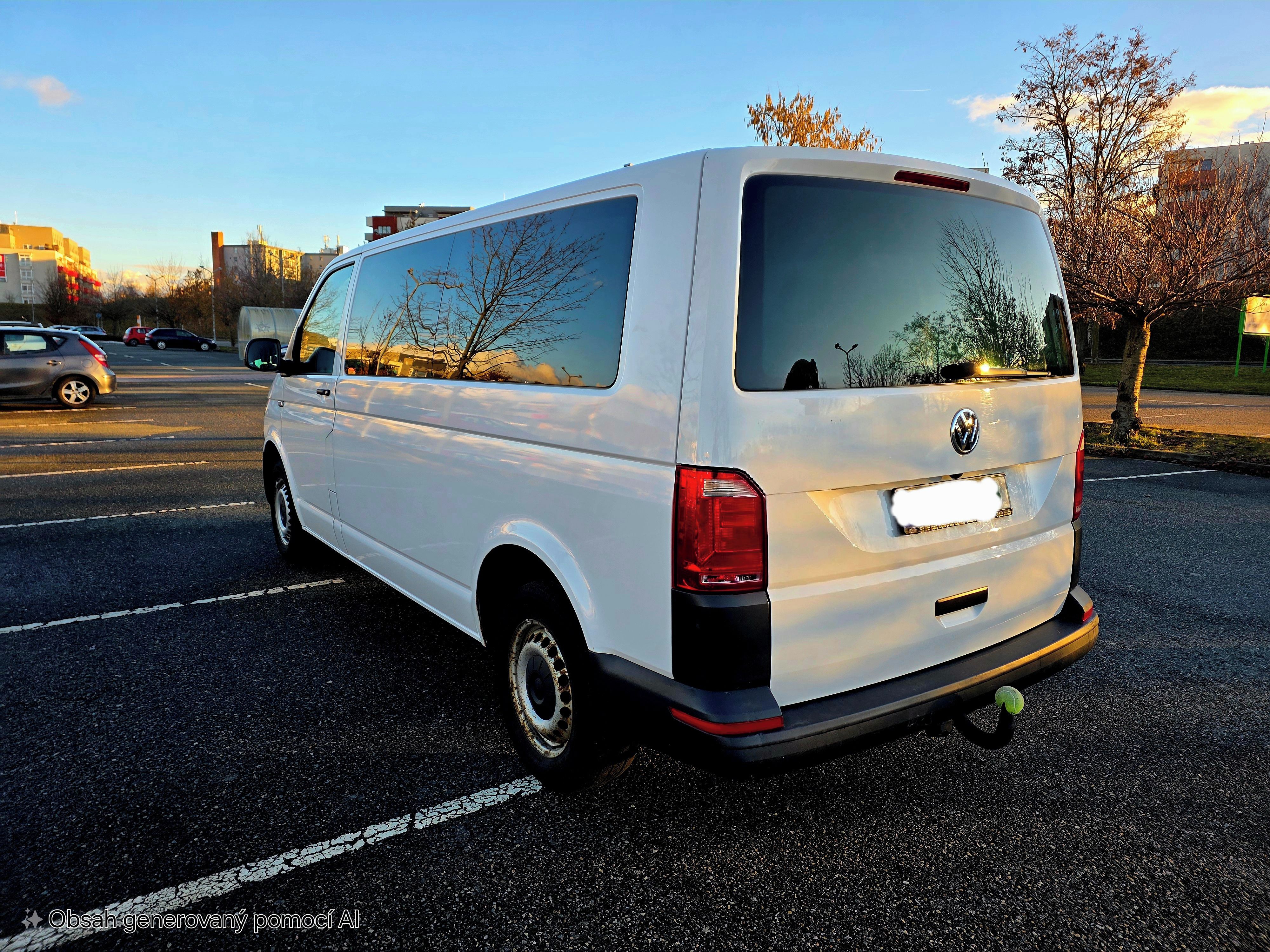 Volkswagen Transporter, 2 0tdi long 9.míst - fotka 3