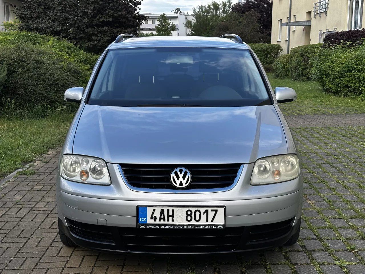 Volkswagen Touran, 1.9TDI 74kW Tažné CarPlay Navi - fotka 2