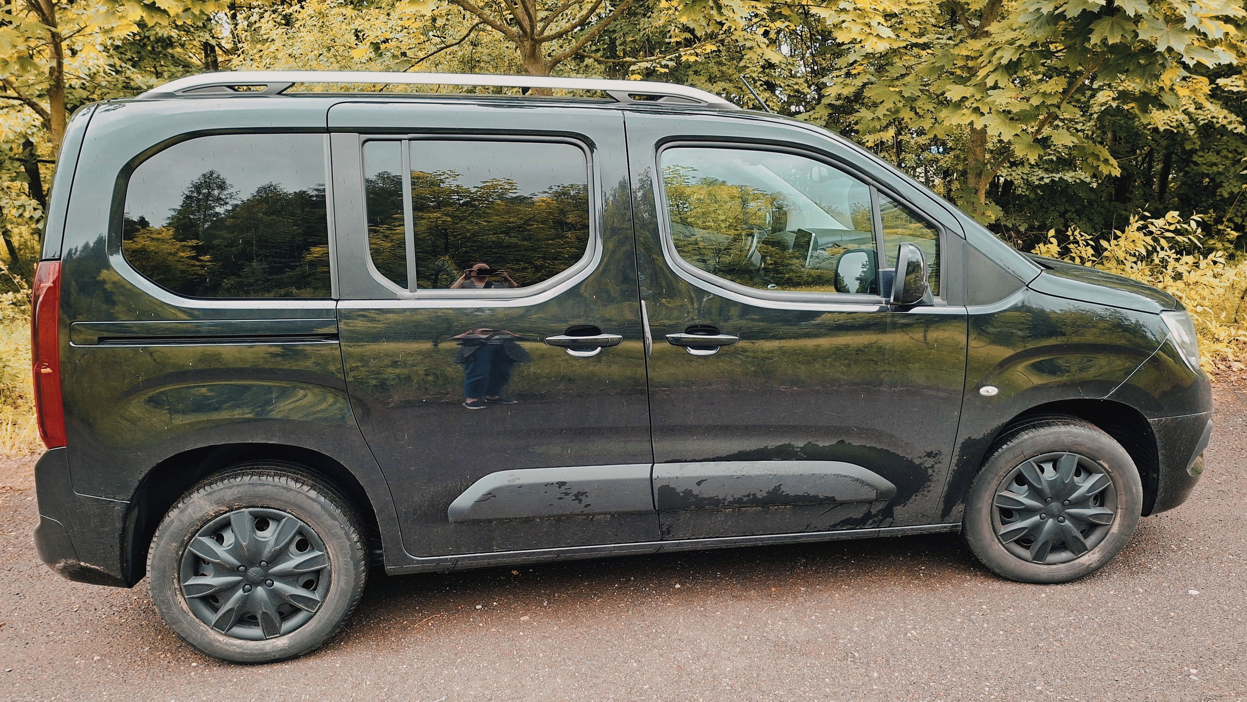 Opel Combo, 1,2 benzín, servisováno, 1.maj - fotka 2