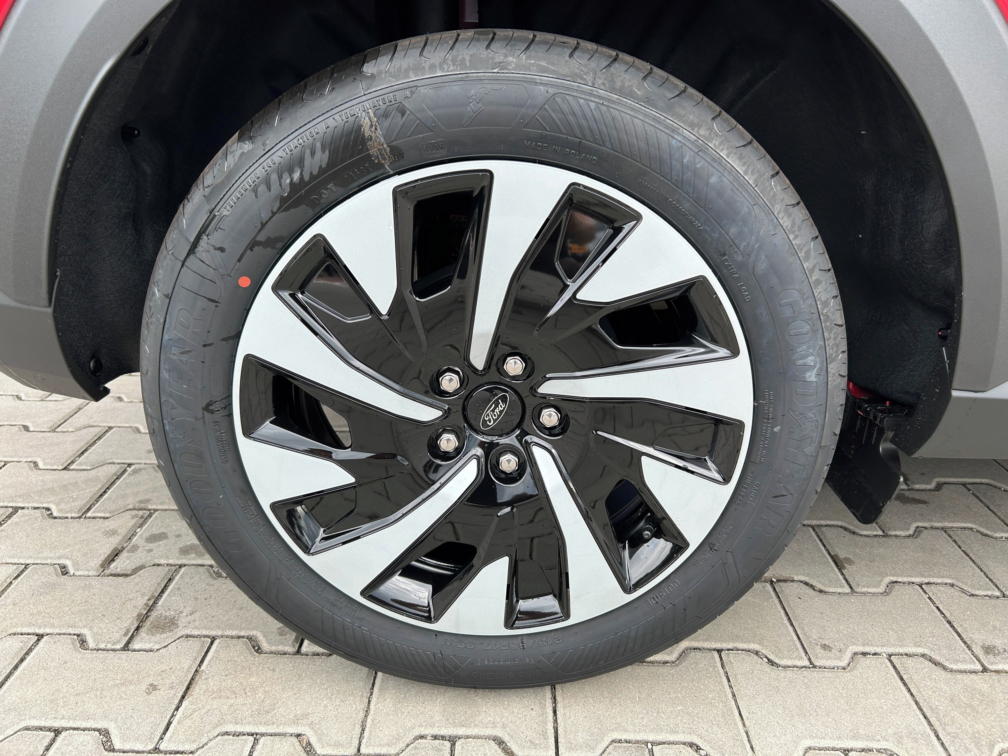 Ford Puma, 1.0EcoBoost mHEV 92kW TITANIUM - fotka 4