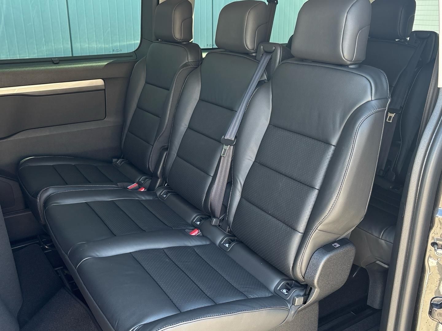 Opel Zafira, 2.2CDTi 180k 130kW L2 Elegance - fotka 5