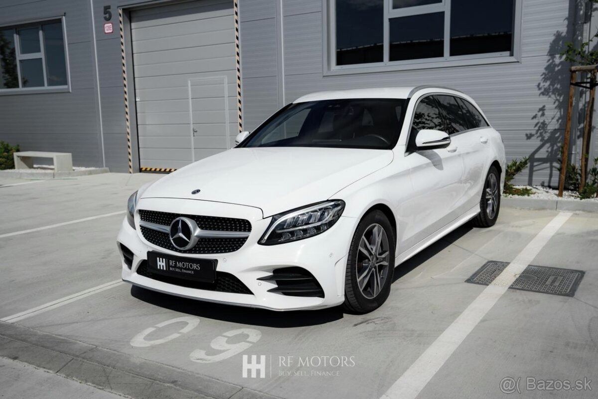 Mercedes-Benz Třídy C - fotka 4