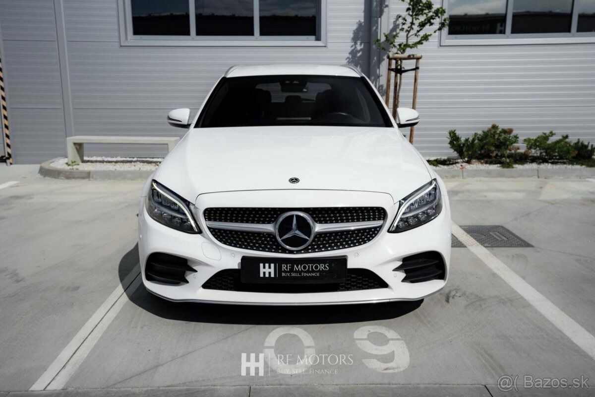 Mercedes-Benz Třídy C - fotka 3