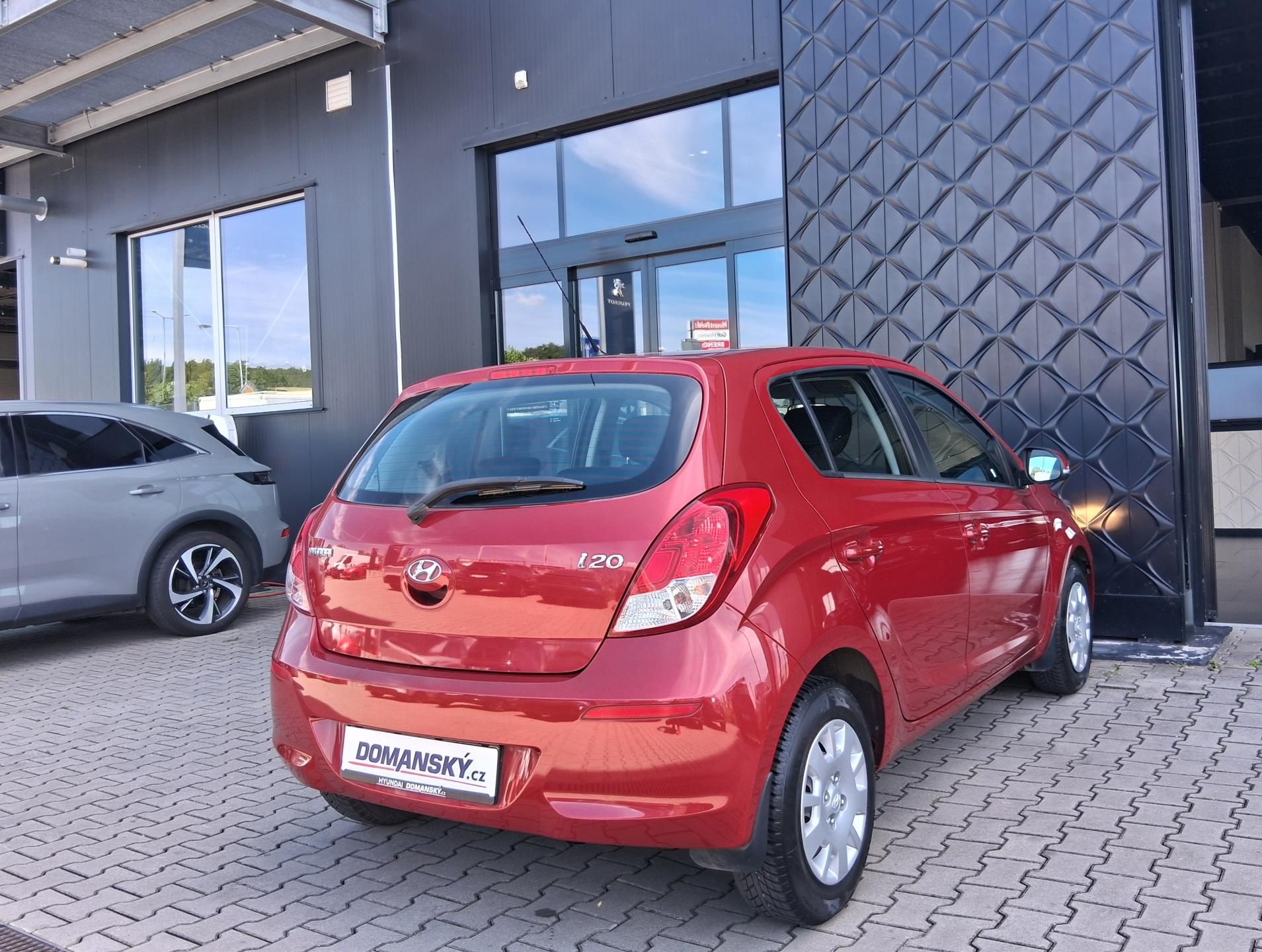 Hyundai i20, FAMILY SPACE 1.2i 62 kW - fotka 3