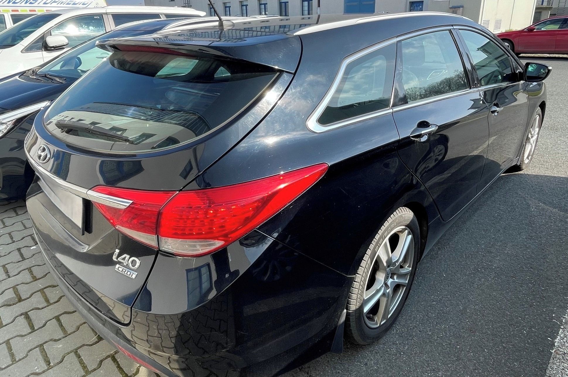 Hyundai i40, nepojízdné - fotka 4
