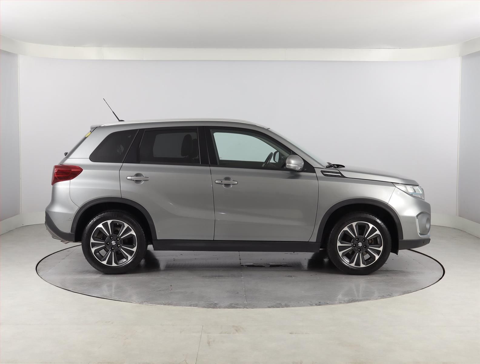 Suzuki Vitara, 1.4 BoosterJet, Elegance - fotka 5