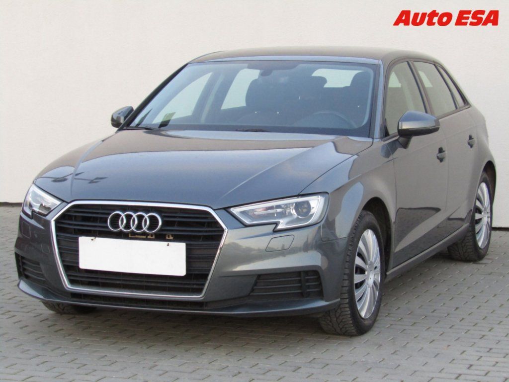 Audi A3, 1.6 TDi,2.maj,ČR - fotka 3