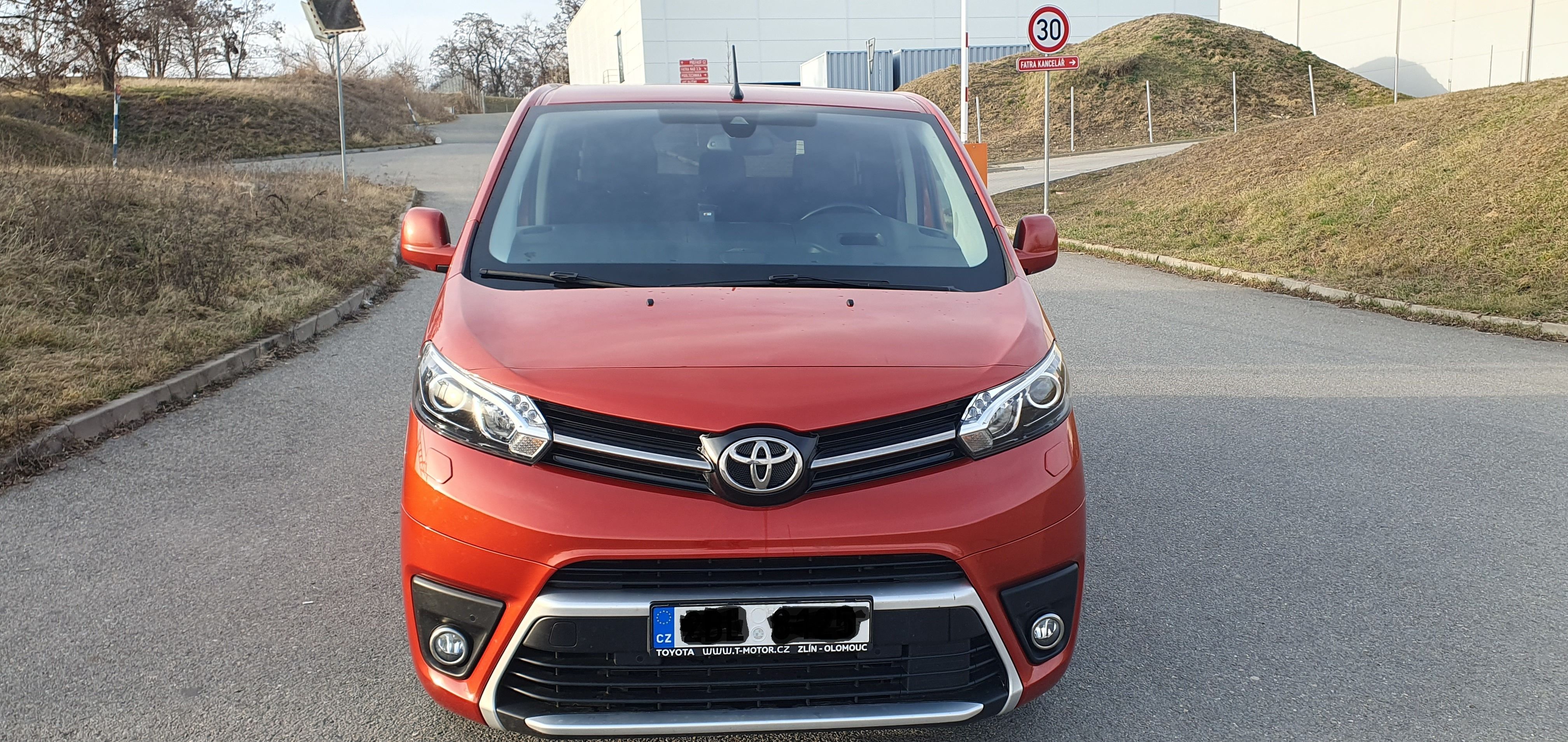 Toyota Proace, Toyota Proace 2.0 8AT webasto - fotka 3