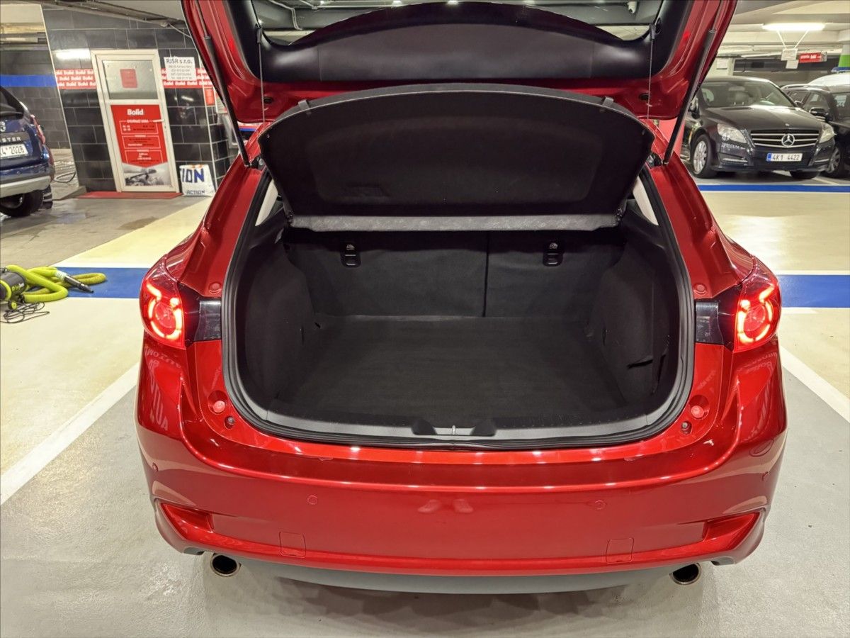 Mazda 3, 2,0 i  Revolution Top - fotka 5