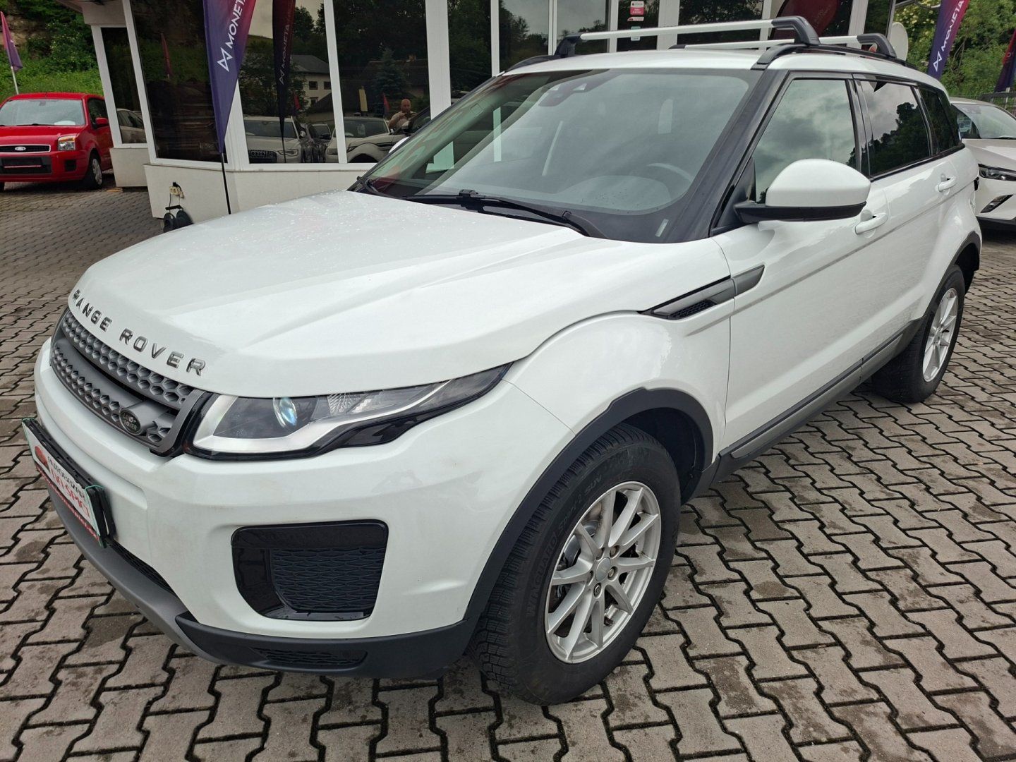 Land Rover Range Rover Evoque, 2.0TD4 110kW 4X4 -NOVÉ V ČR - fotka 4