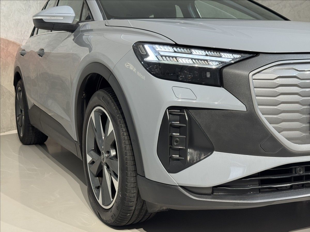 Audi Q4 e-tron, 35 125kW Sport LED Matrix - fotka 6