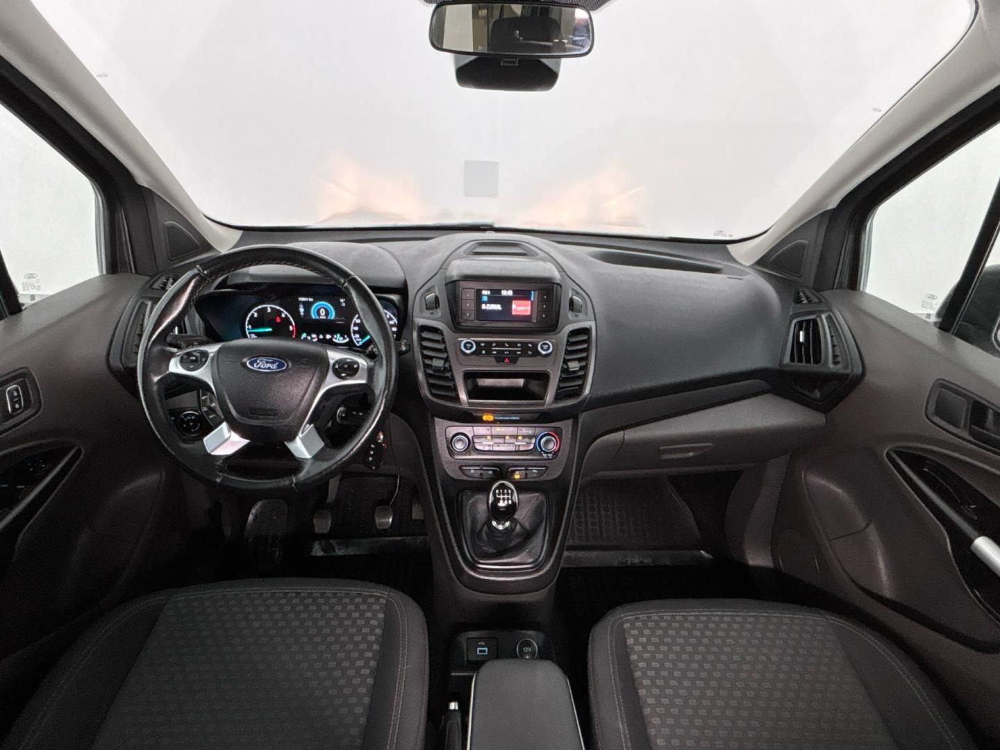 Ford Tourneo Connect, 1.5 TDCi / 73 kW Trend - fotka 5