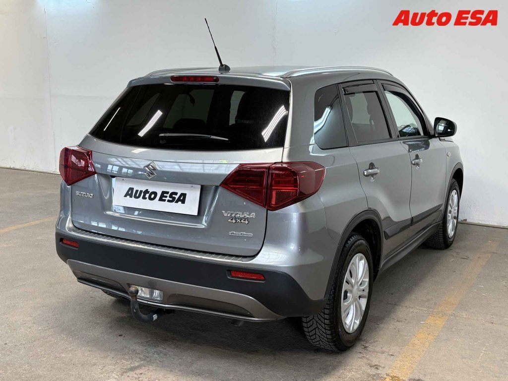 Suzuki Vitara, 1.4 T,1.maj,ČR,Premium - fotka 4